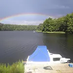 بيت للعطل On The Shore, Boat Included *