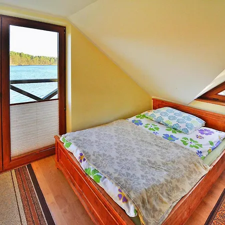 On The Shore, Boat Included Prázdninový dům