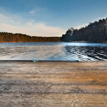 Prázdninový dům On The Shore, Boat Included Rosnowo